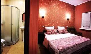 Мини-отель Мэри гостевой дом Новый Афон Улучшенный двухместный номер Делюкс с 1 кроватью или 2 отдельными кроватями-1